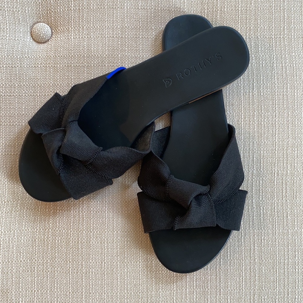 Rothy’s The Knot black sandals
